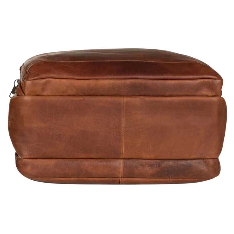 bottom-view-quinn-leather-ccw-backpack
