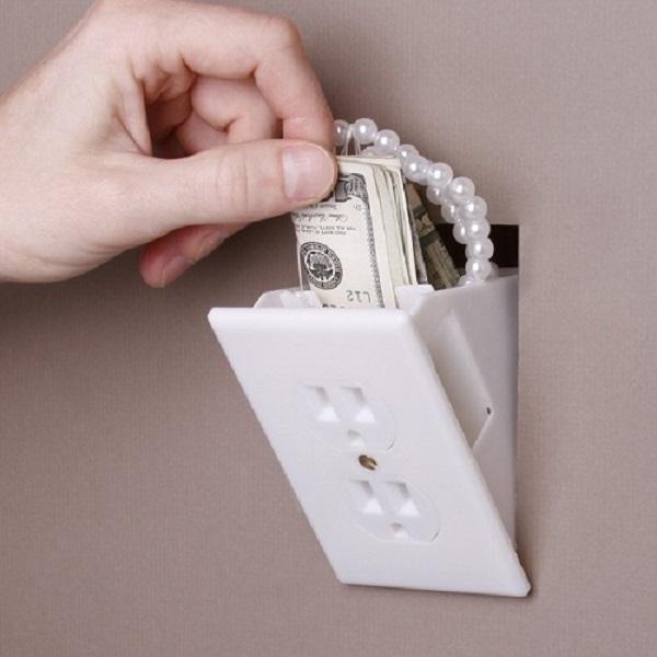 Defense Divas® Diversion Safes Secret Stash Fake Electrical Outlet Diversion Safe